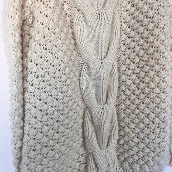 Cozy Cream Cable Knit Long Sweater. Handmade - Picture 4 of 12